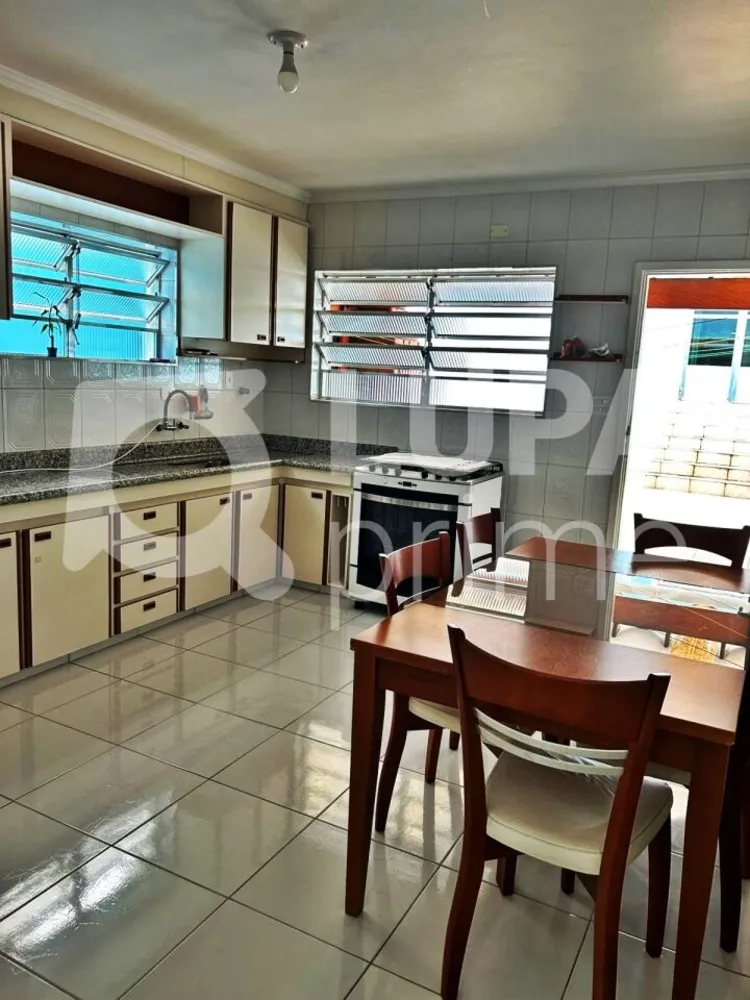Casa, 3 quartos, 164 m² - Foto 8