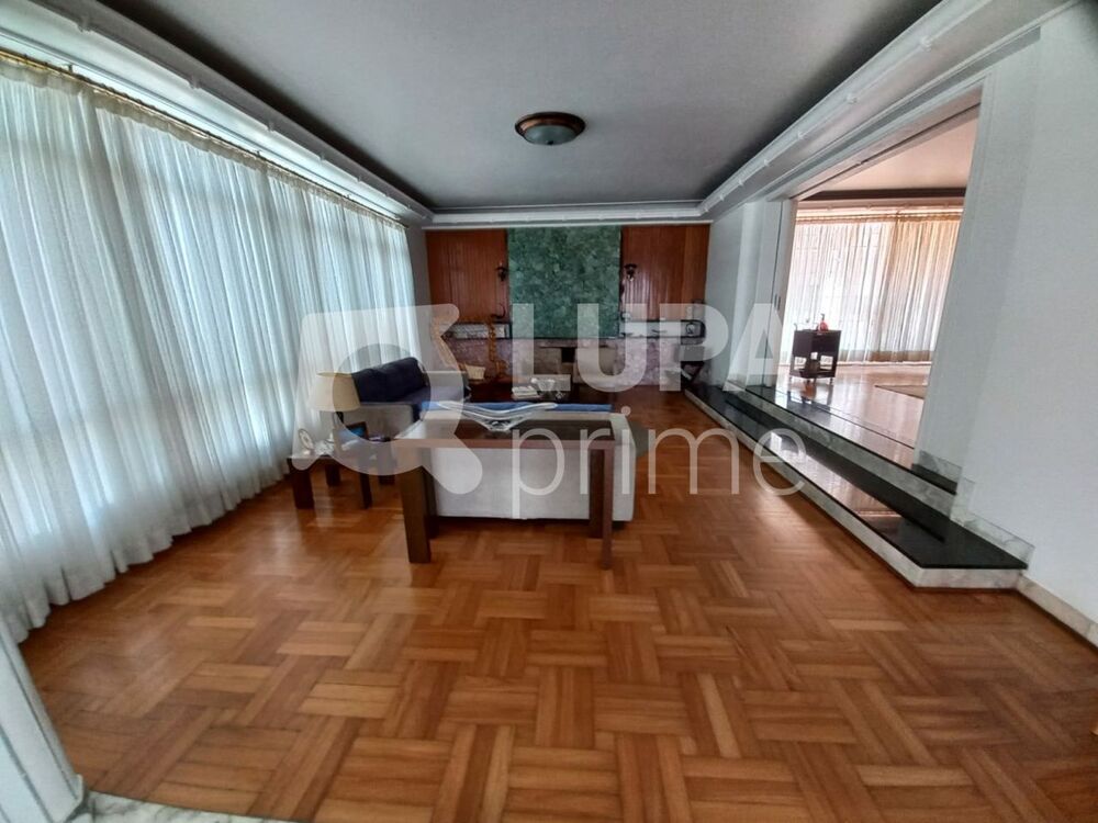 Casa, 6 quartos, 769 m² - Foto 1