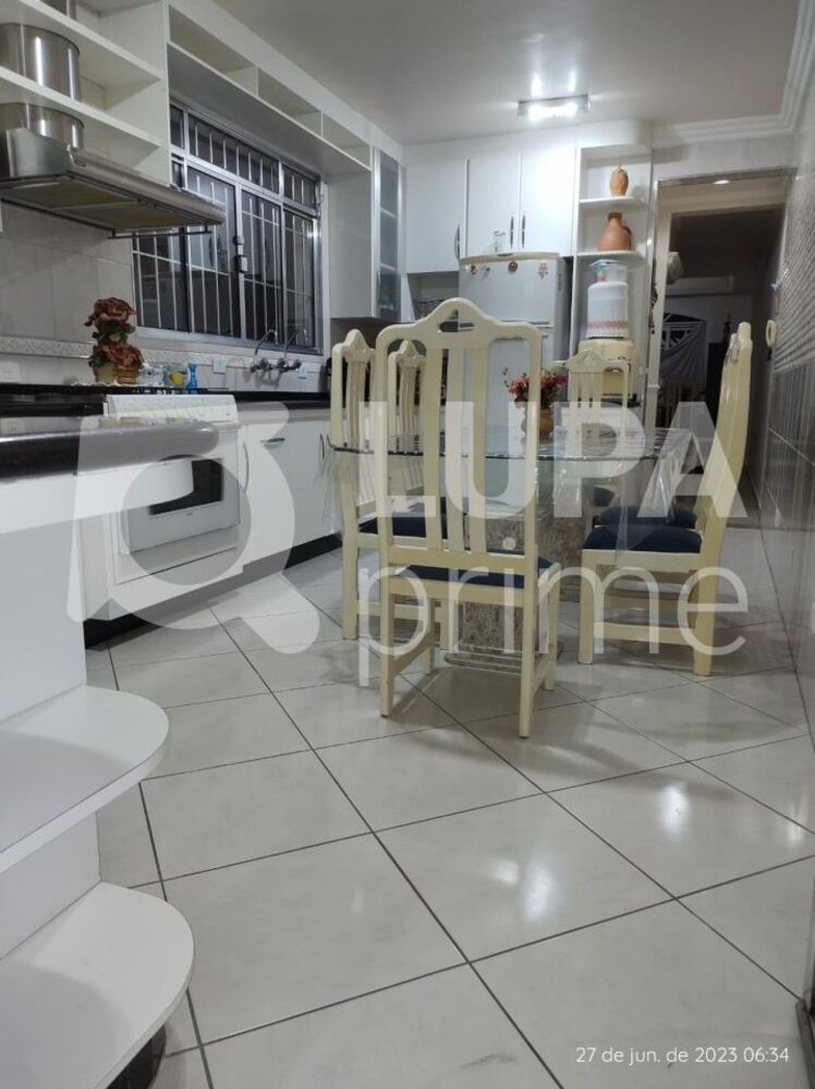 Casa, 3 quartos, 220 m² - Foto 3