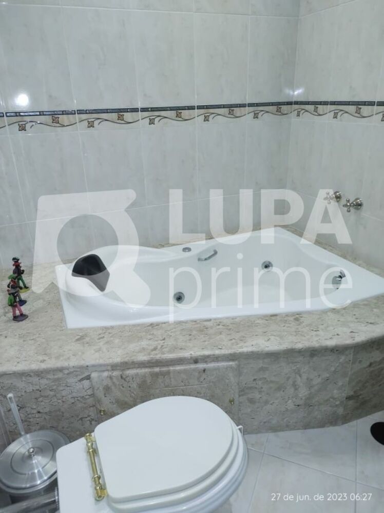 Casa, 3 quartos, 220 m² - Foto 2