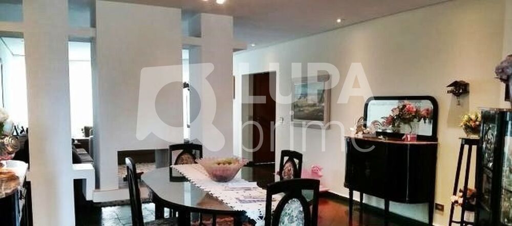 Casa, 7 quartos, 600 m² - Foto 3