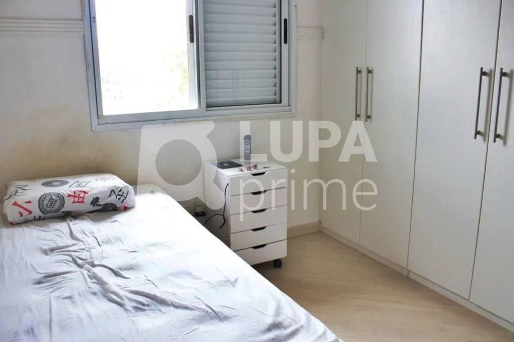 Casa, 4 quartos, 174 m² - Foto 1