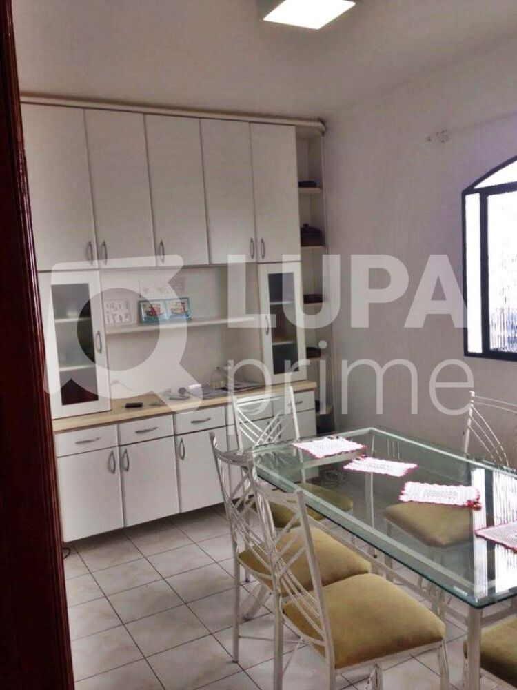 Casa, 3 quartos, 230 m² - Foto 7