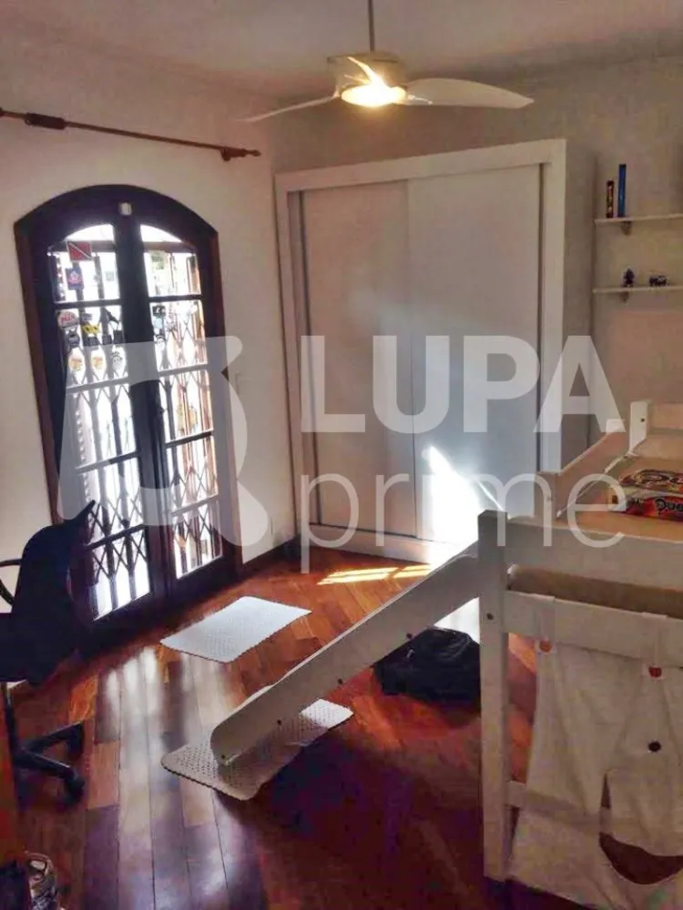 Casa, 3 quartos, 230 m² - Foto 31