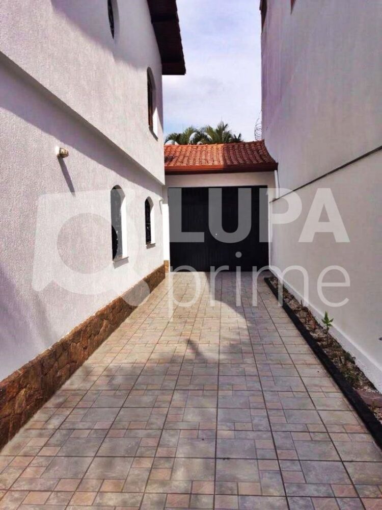 Casa, 3 quartos, 230 m² - Foto 18