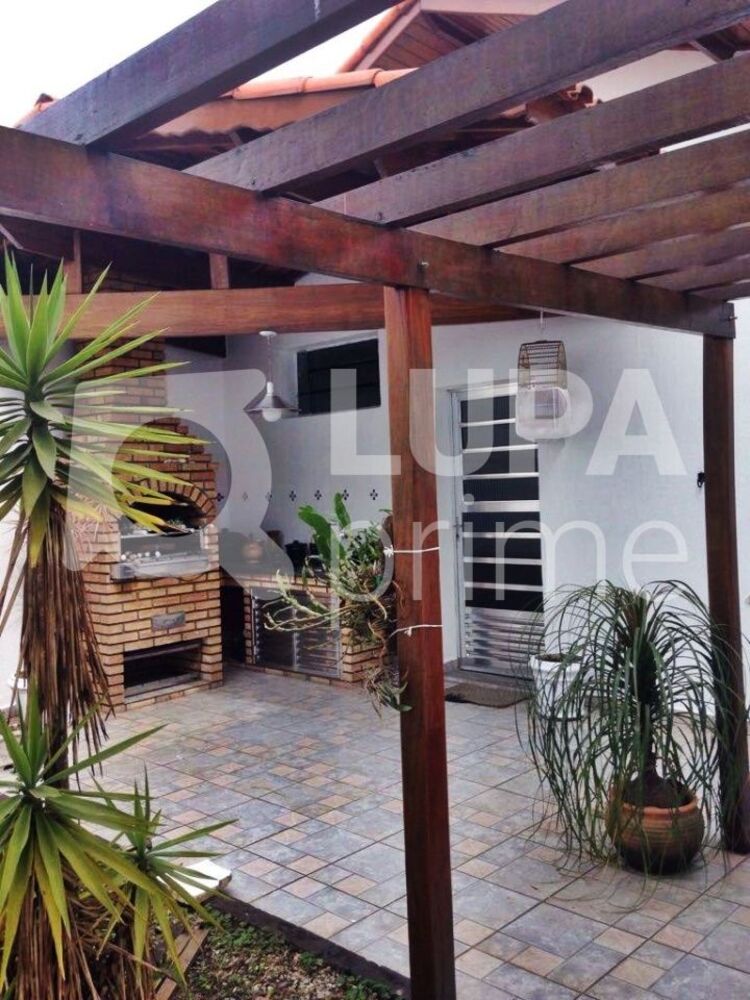 Casa, 3 quartos, 230 m² - Foto 14