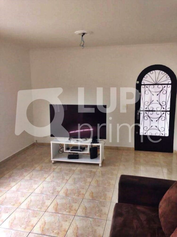 Casa, 3 quartos, 230 m² - Foto 1