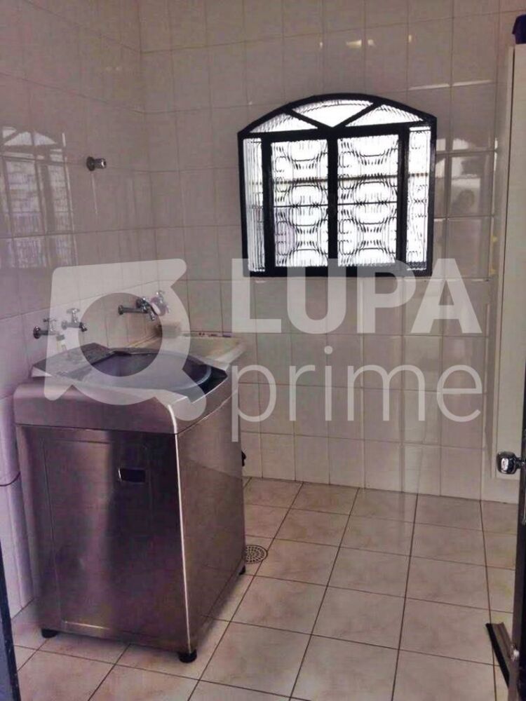 Casa, 3 quartos, 230 m² - Foto 11
