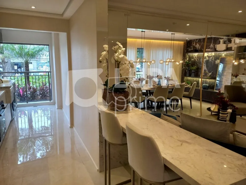 Apartamento, 3 quartos, 261 m² - Foto 2