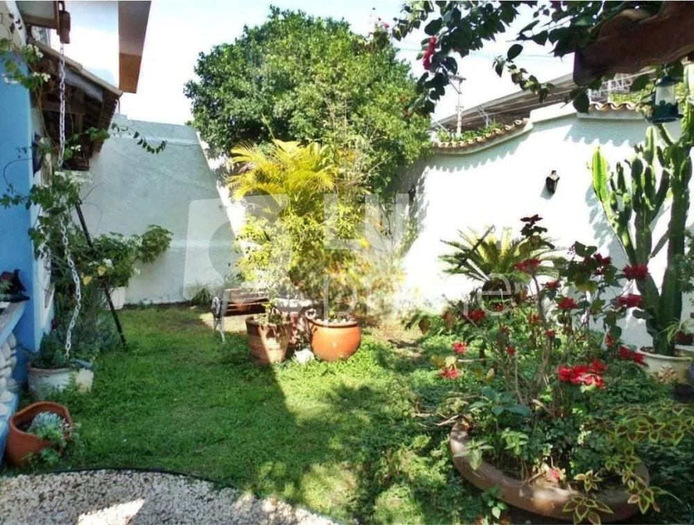 Casa, 4 quartos, 242 m² - Foto 9