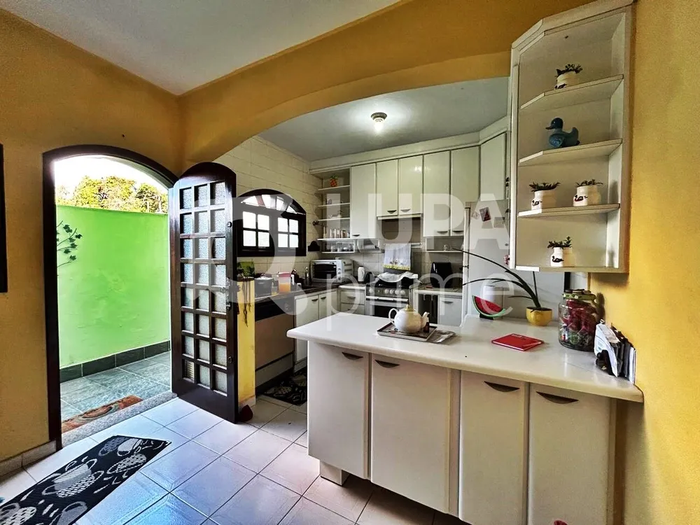 Casa, 3 quartos, 230 m² - Foto 9