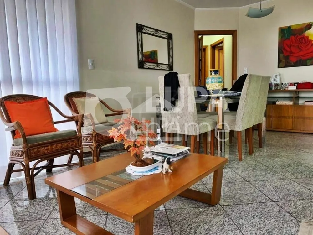 Apartamento, 3 quartos, 119 m² - Foto 1