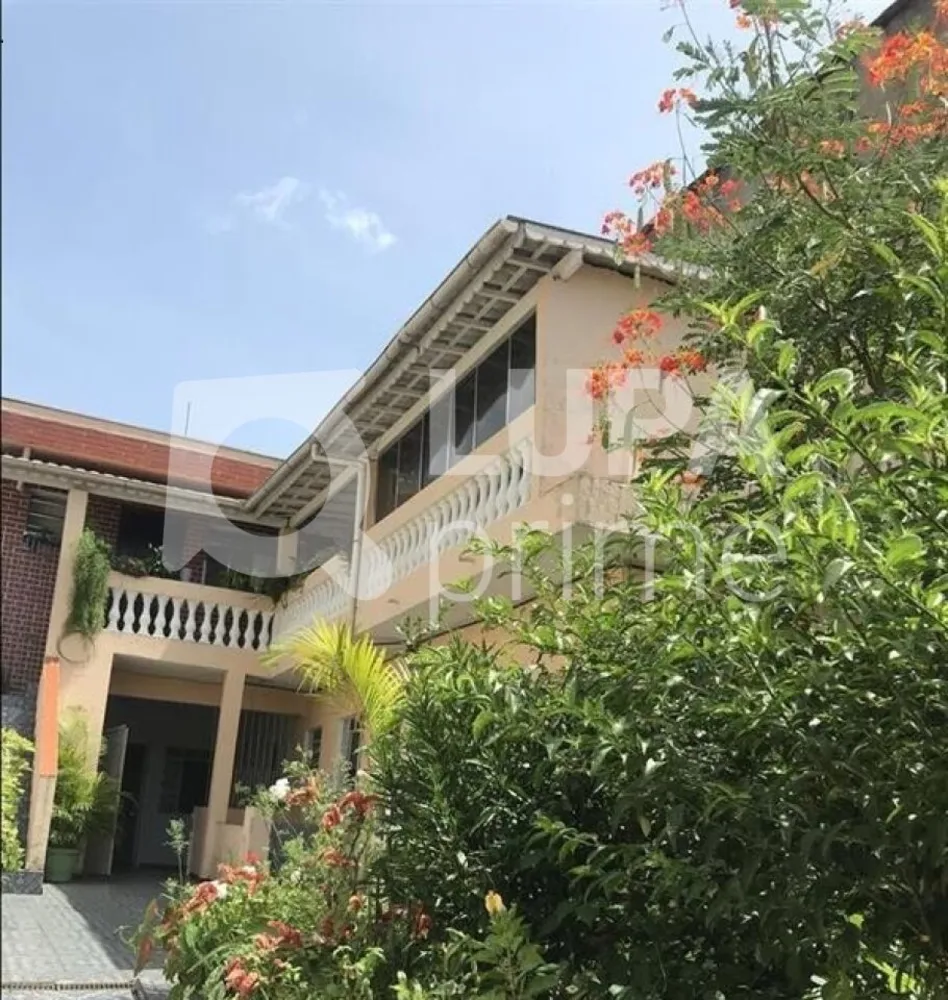 Casa, 10 quartos, 250 m² - Foto 1