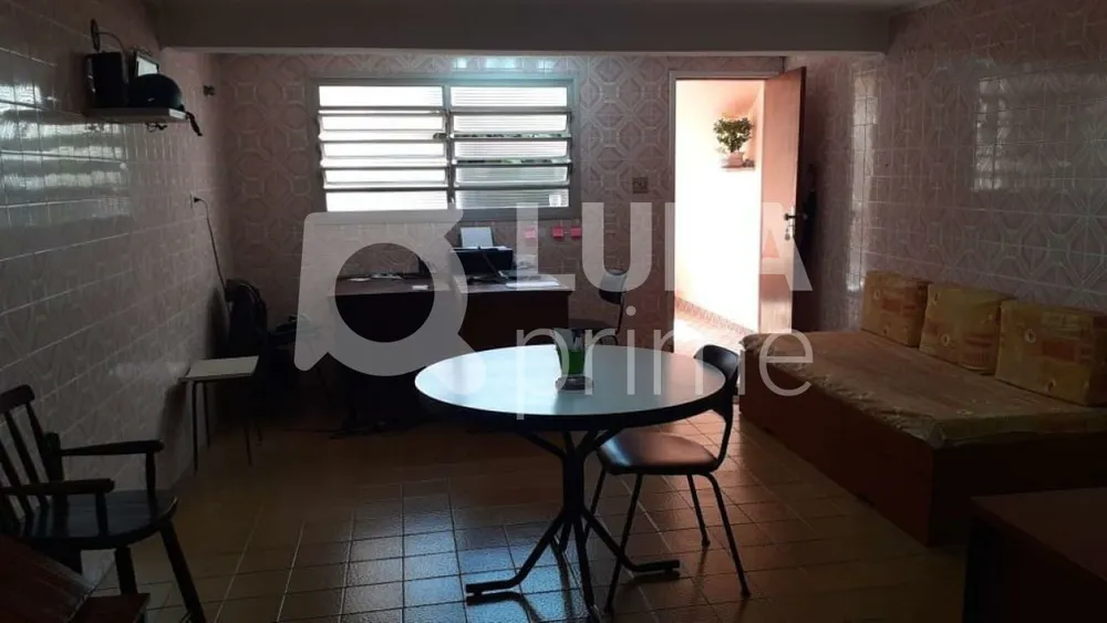Casa, 3 quartos, 240 m² - Foto 8