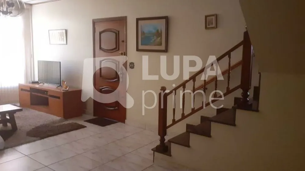 Casa, 3 quartos, 240 m² - Foto 4