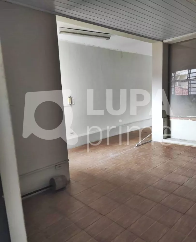 Casa à venda com 2 quartos, 300m² - Foto 7