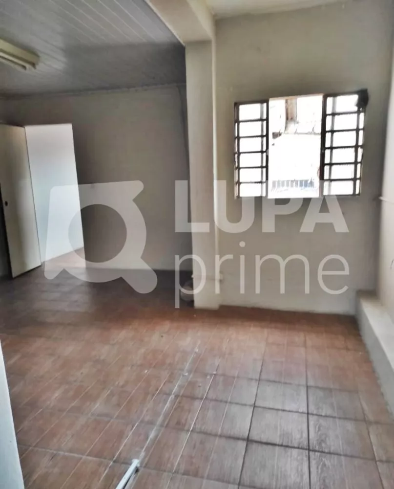 Casa à venda com 2 quartos, 300m² - Foto 6