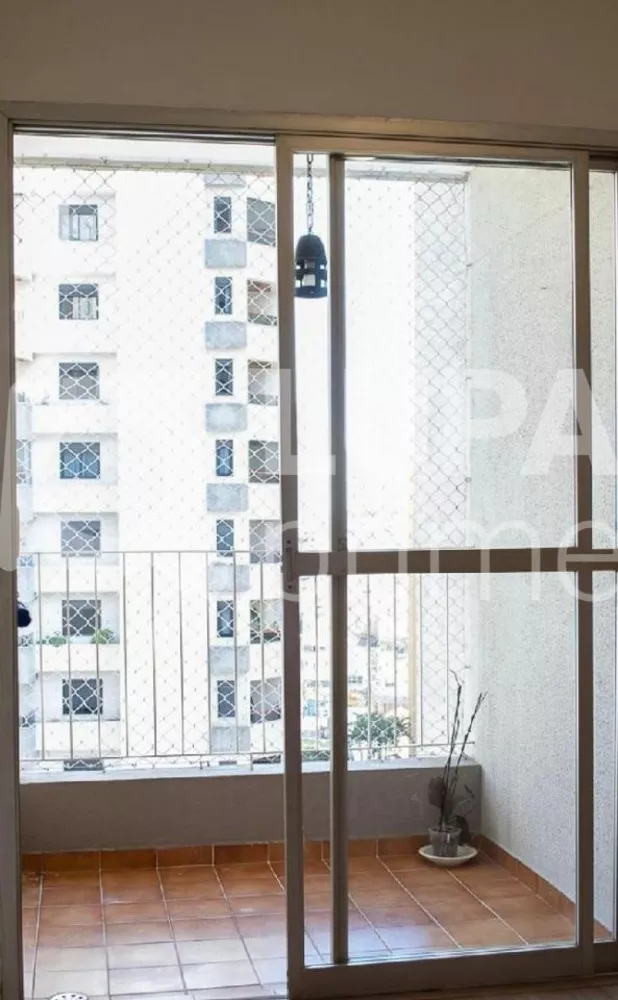 Apartamento à venda com 3 quartos, 90m² - Foto 3