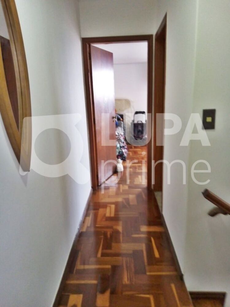 Casa, 4 quartos, 184 m² - Foto 3