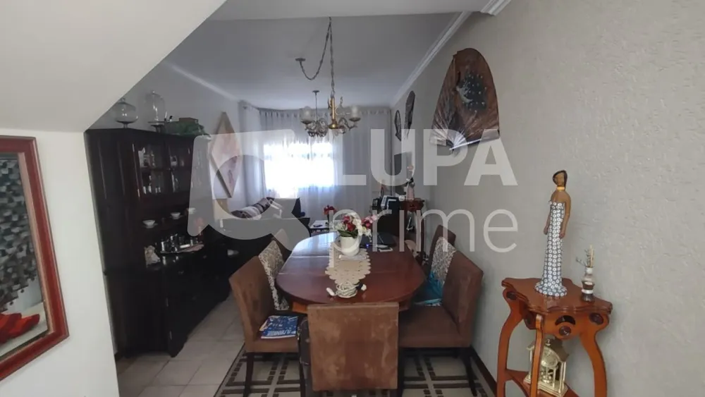 Casa, 3 quartos, 220 m² - Foto 13