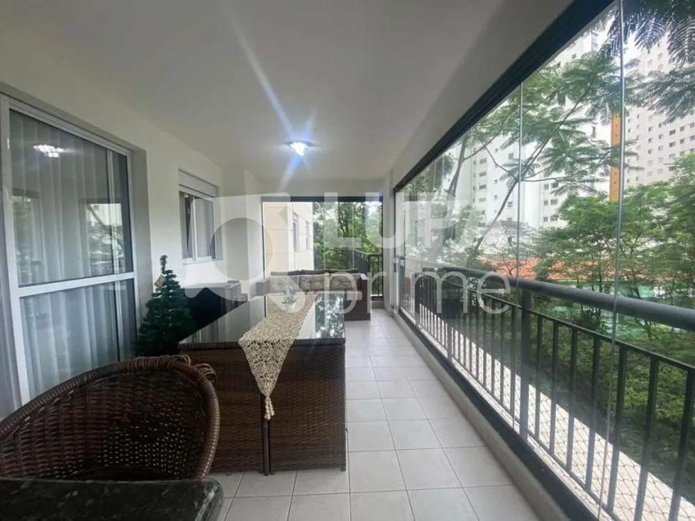 Apartamento, 3 quartos, 140 m² - Foto 8