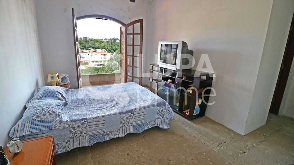 Casa, 3 quartos, 440 m² - Foto 1