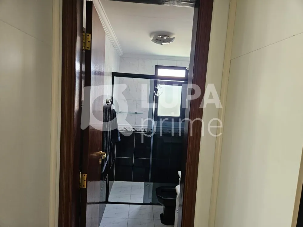 Apartamento, 3 quartos, 150 m² - Foto 2
