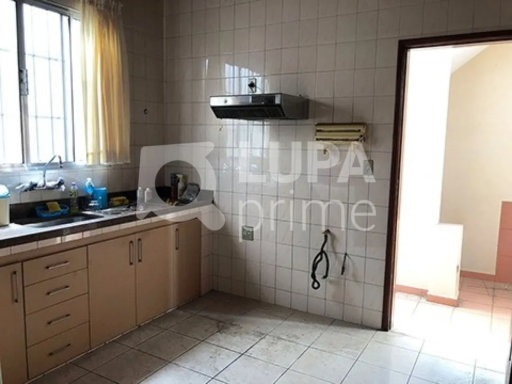 Casa, 4 quartos, 180 m² - Foto 9