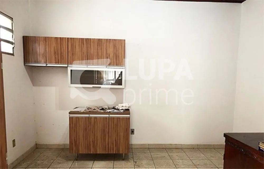 Casa, 4 quartos, 180 m² - Foto 3
