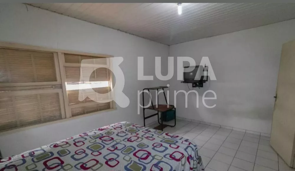 Casa à venda com 3 quartos, 150m² - Foto 11