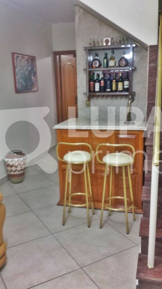 Casa, 2 quartos, 130 m² - Foto 1