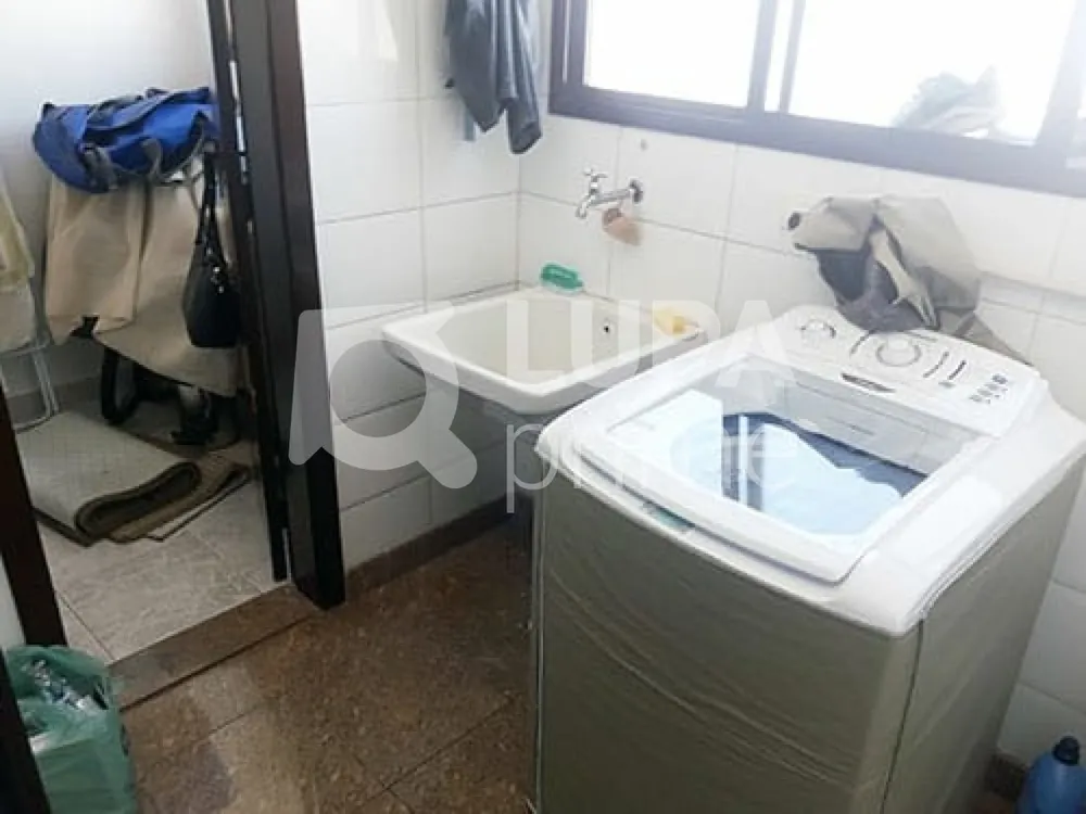Apartamento, 4 quartos, 220 m² - Foto 2