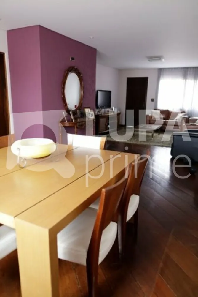 Casa, 3 quartos, 240 m² - Foto 11