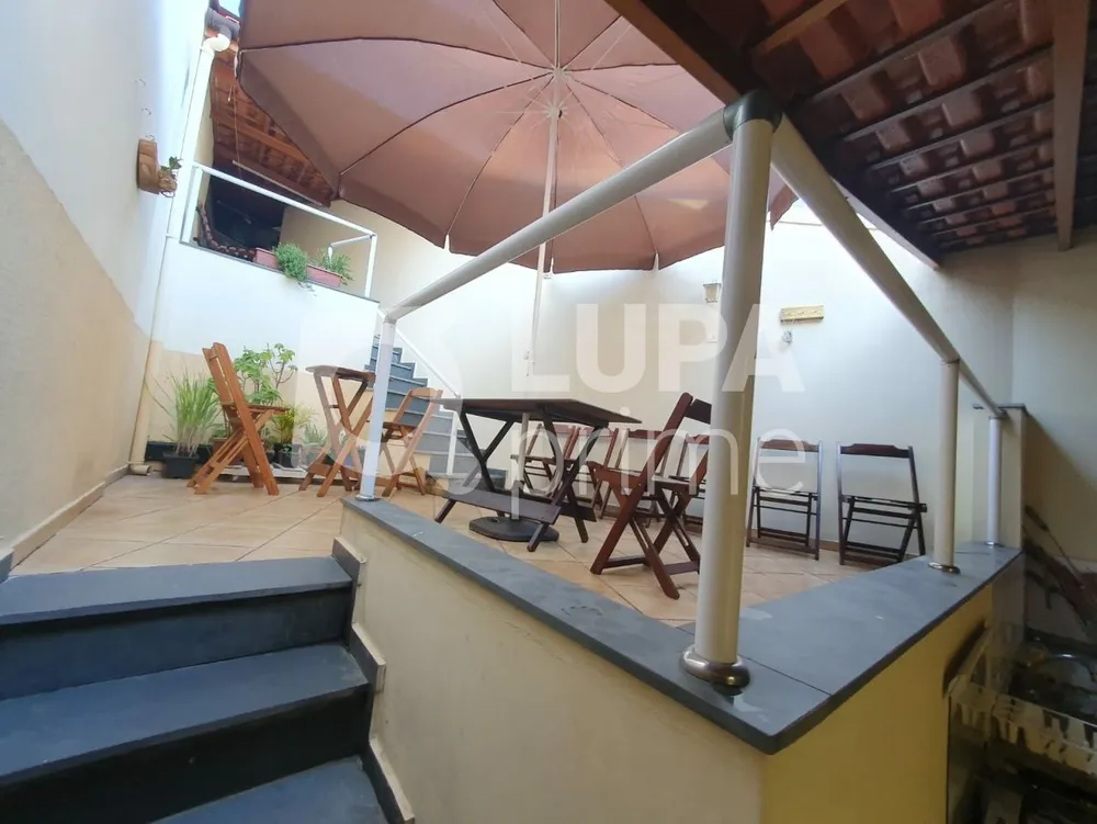 Casa, 4 quartos, 154 m² - Foto 2