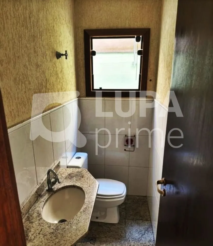 Casa, 4 quartos, 164 m² - Foto 2