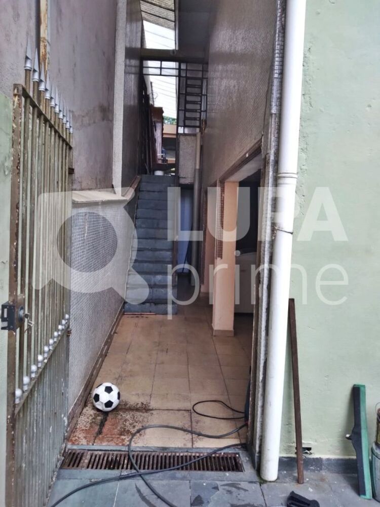 Casa, 3 quartos, 131 m² - Foto 1