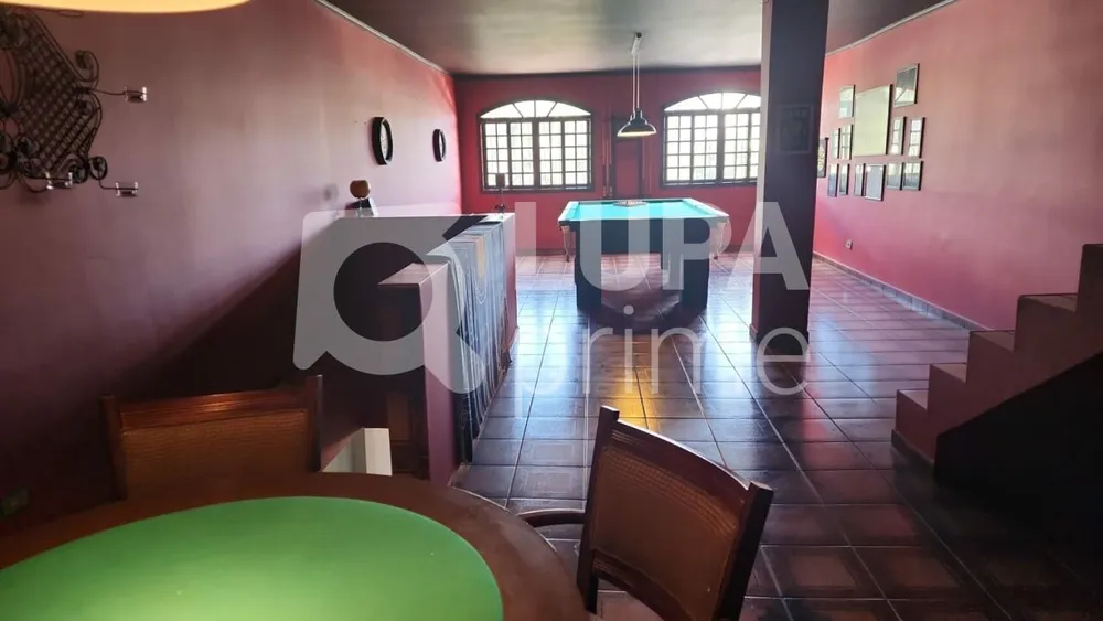 Casa, 3 quartos, 350 m² - Foto 1