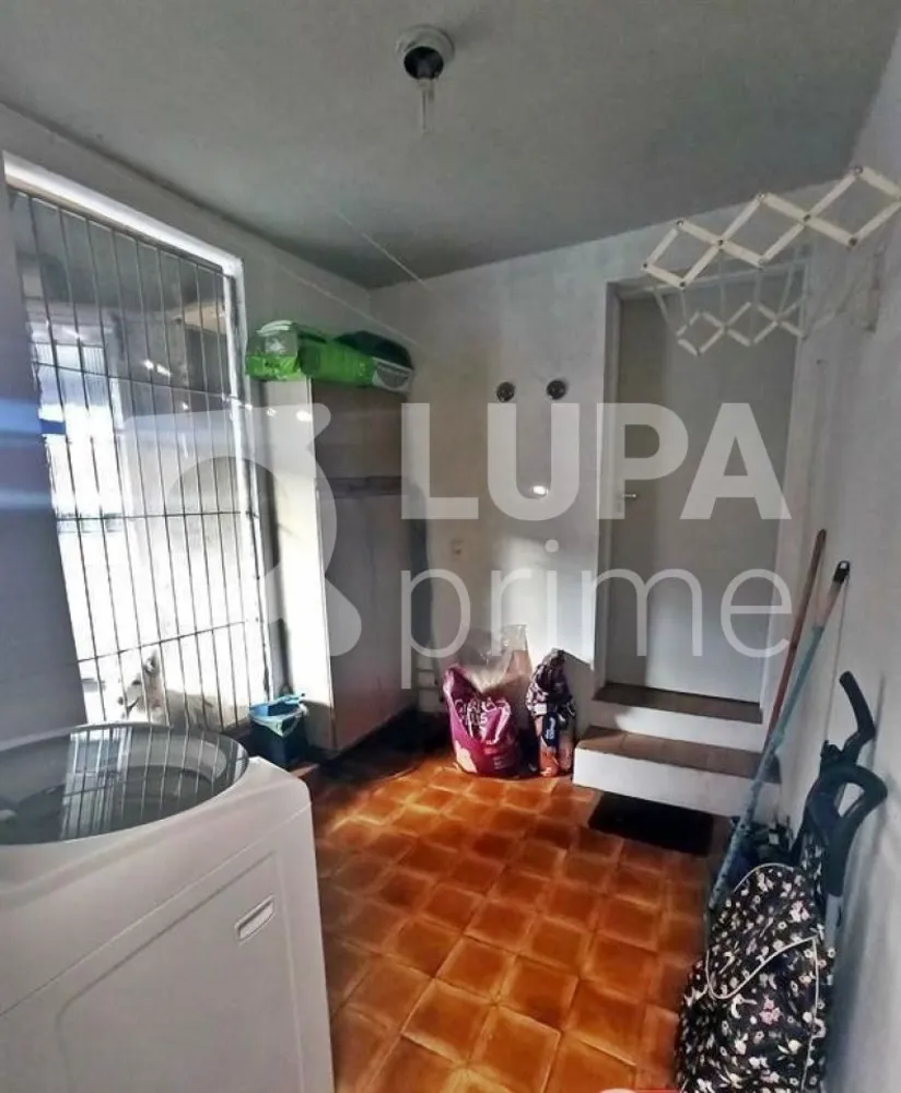 Casa, 5 quartos, 171 m² - Foto 2