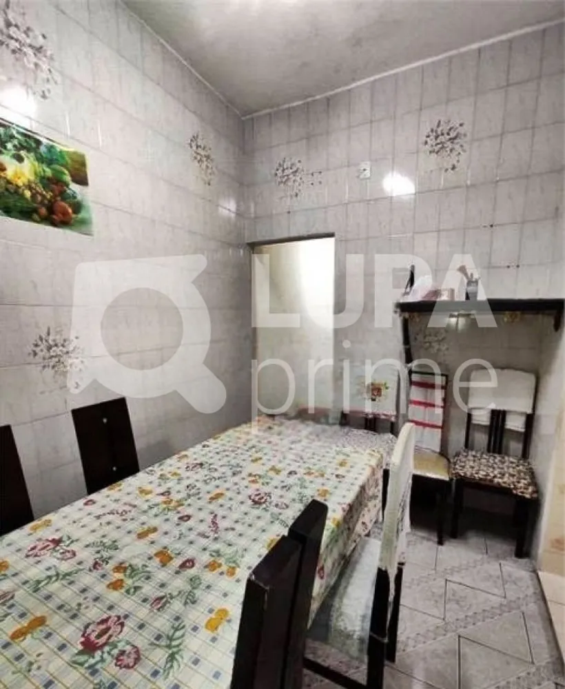 Casa, 3 quartos, 238 m² - Foto 8