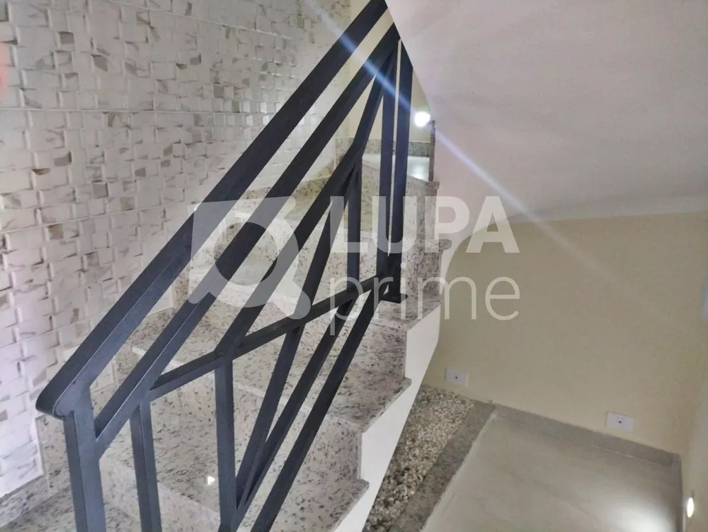 Casa à venda com 3 quartos, 122m² - Foto 2