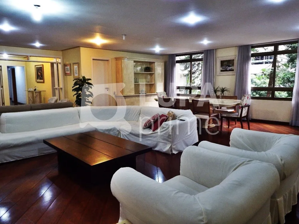 Apartamento, 4 quartos, 241 m² - Foto 1