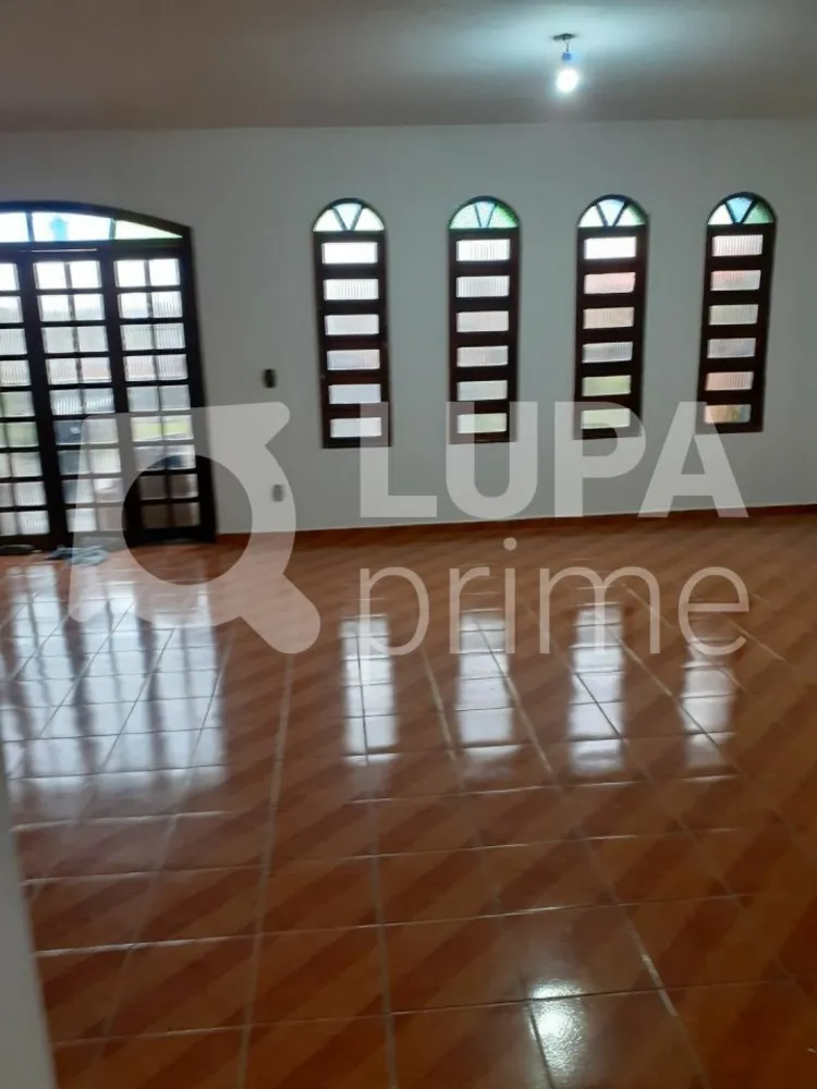 Casa, 3 quartos, 260 m² - Foto 9