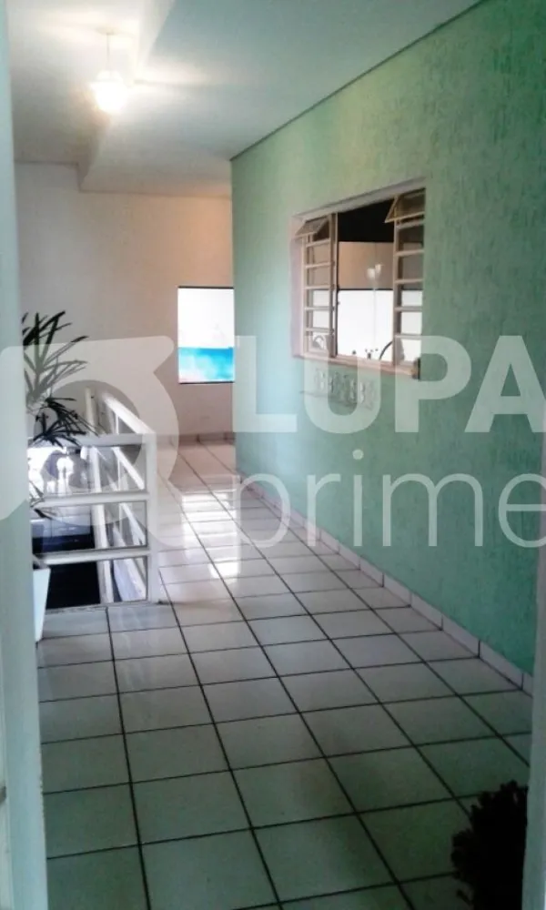 Prédio Inteiro, 1100 m² - Foto 1