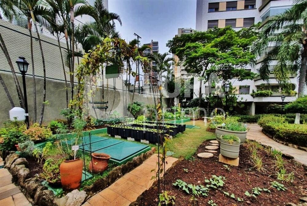 Apartamento à venda com 3 quartos, 146m² - Foto 17