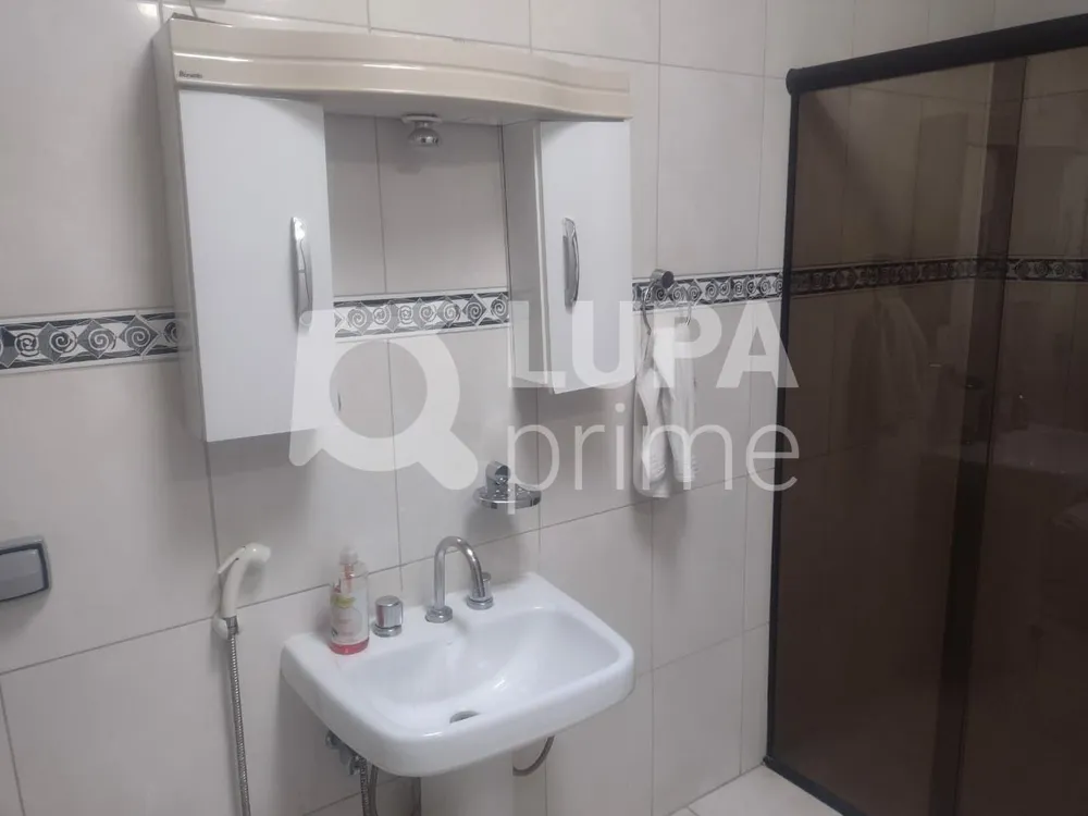 Casa, 4 quartos, 210 m² - Foto 1