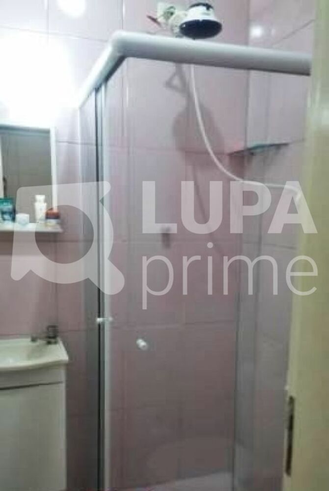 Casa à venda com 3 quartos, 240m² - Foto 3