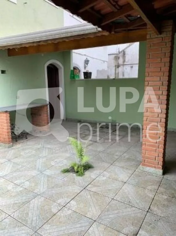 Casa à venda com 3 quartos, 170m² - Foto 2