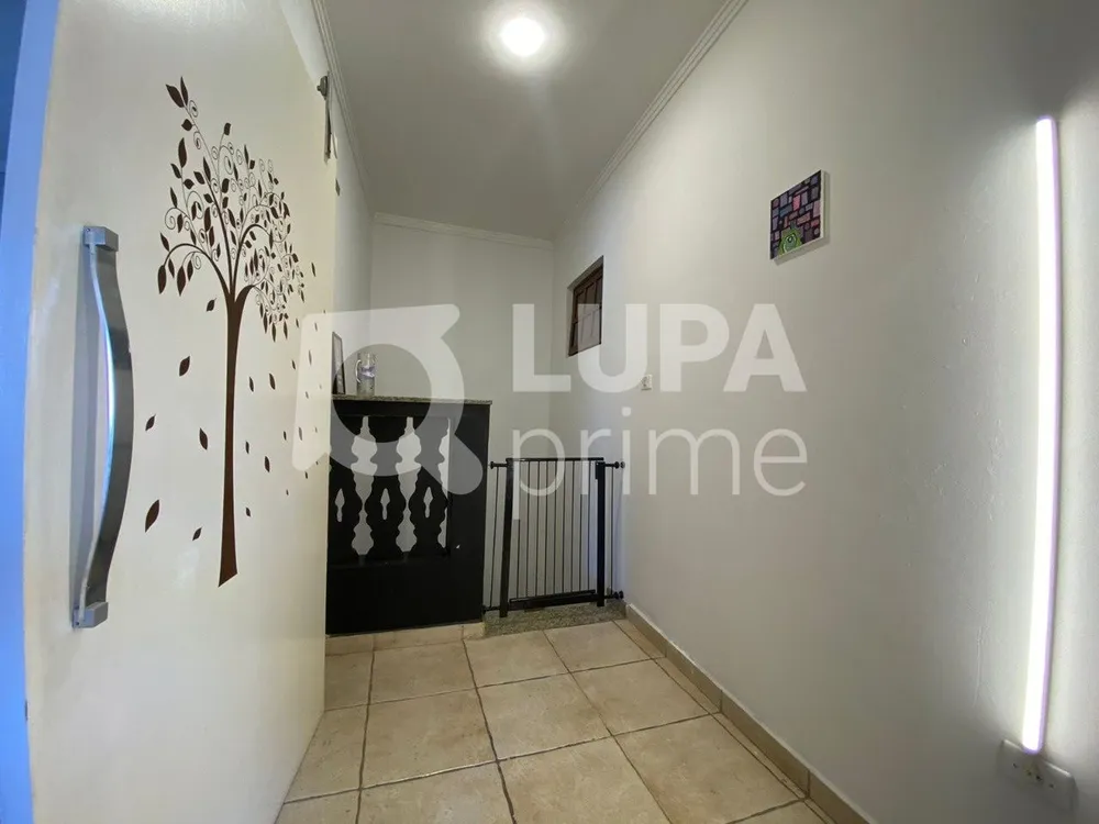 Casa, 6 quartos, 230 m² - Foto 2