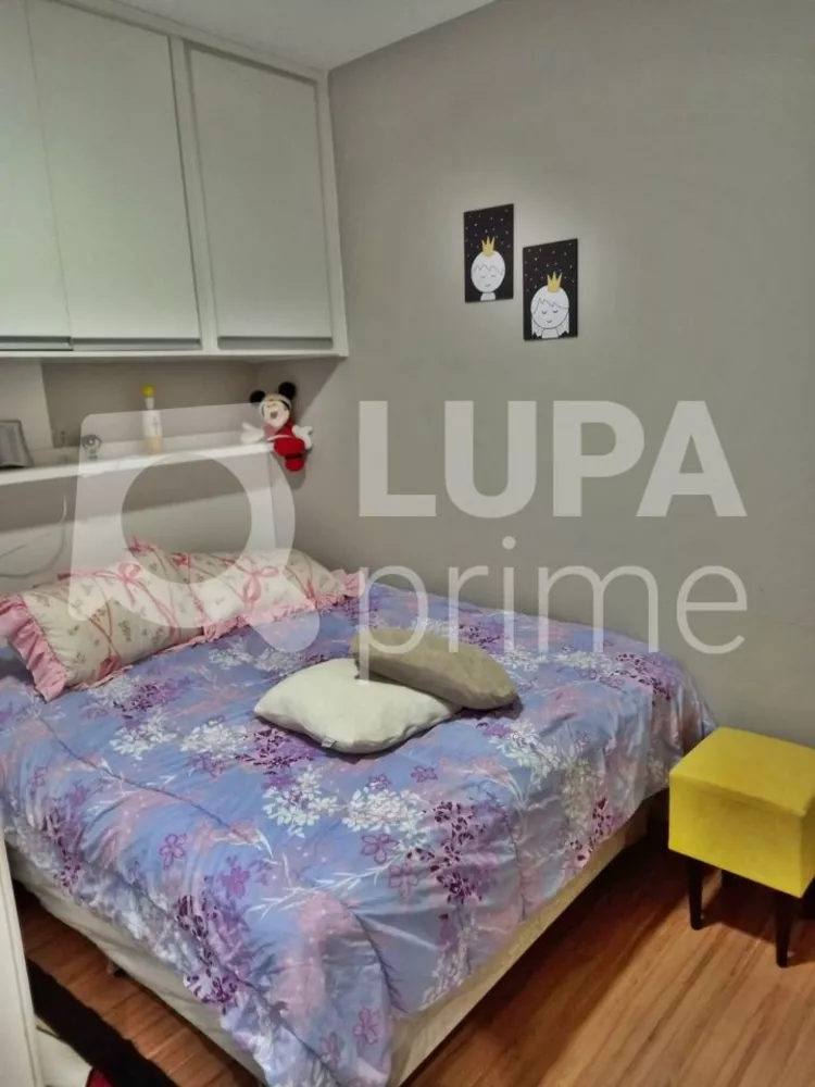 Casa à venda com 2 quartos, 74m² - Foto 4