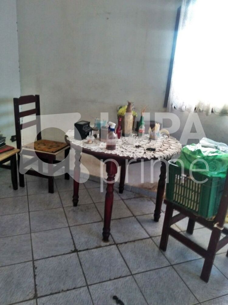 Casa à venda com 2 quartos, 119m² - Foto 3